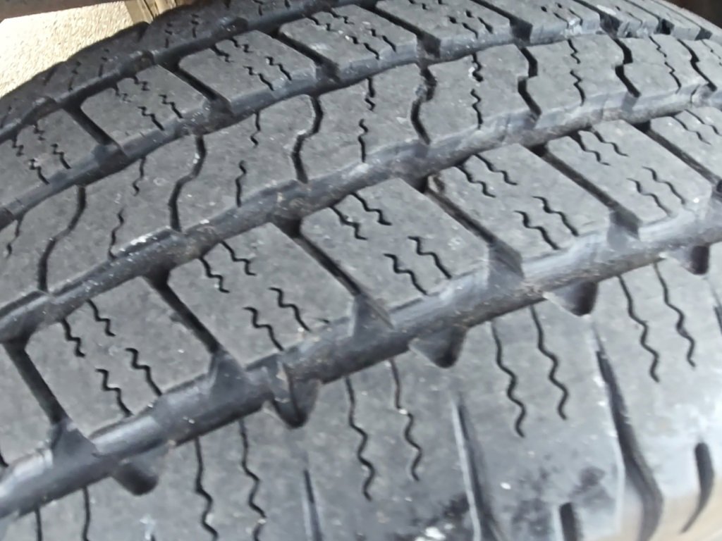 Used 2015 Nissan Titan SV w/ SV Value Truck Package image 35