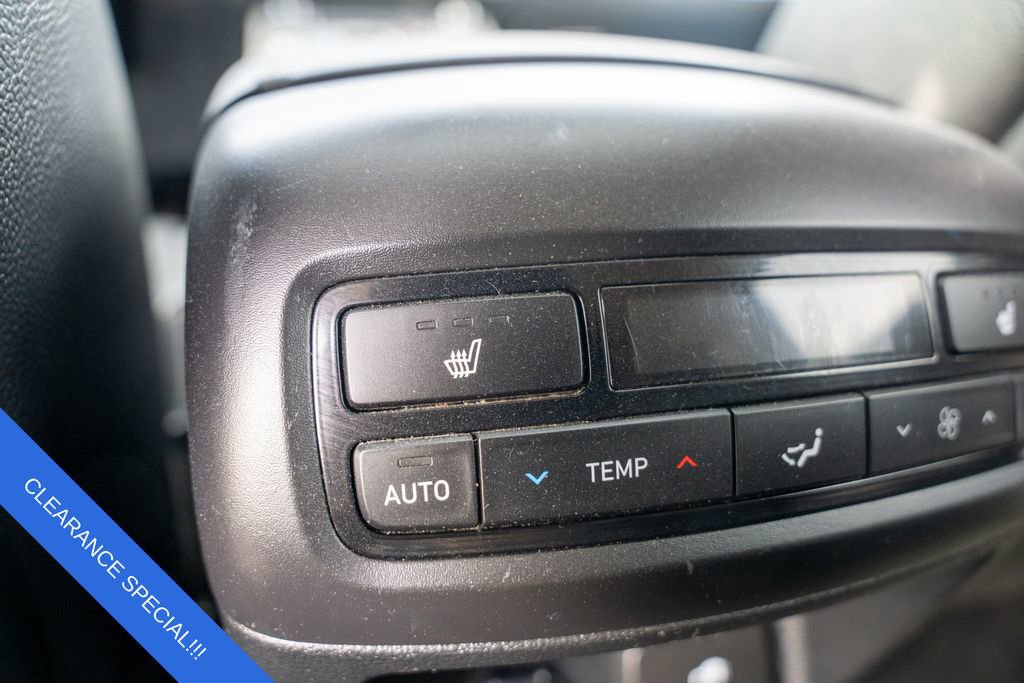 Certified 2022 Hyundai Palisade SEL w/ 8P Bench Seat Package image 17