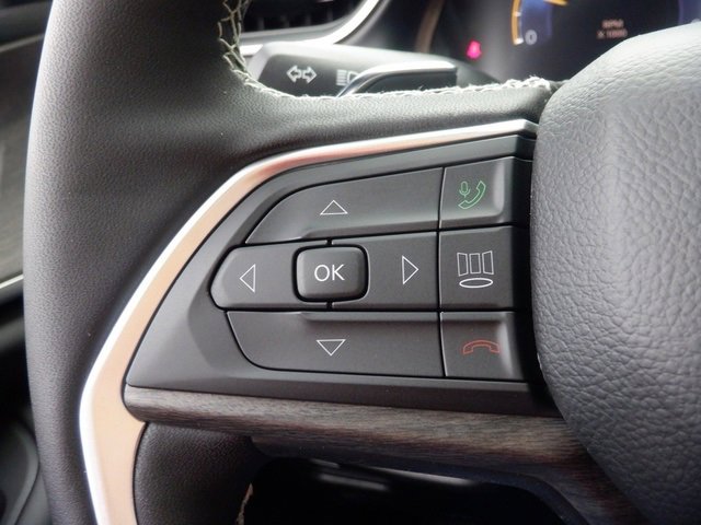 New 2025 Jeep Grand Cherokee Limited w/ Trailer Tow Package image 32