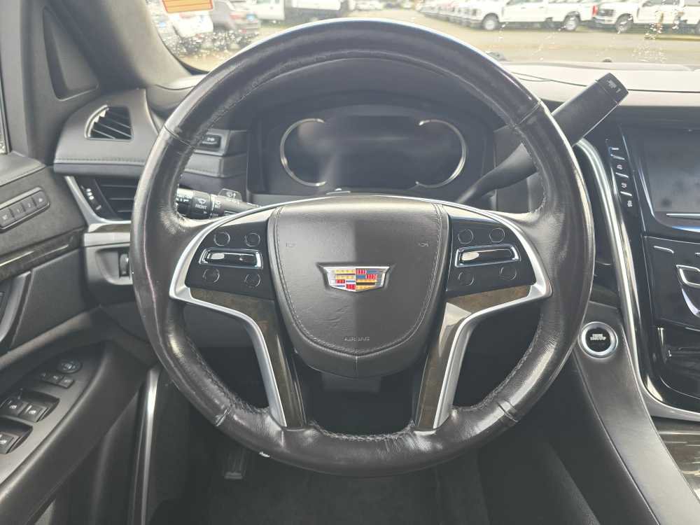 Used 2019 Cadillac Escalade ESV Platinum image 11