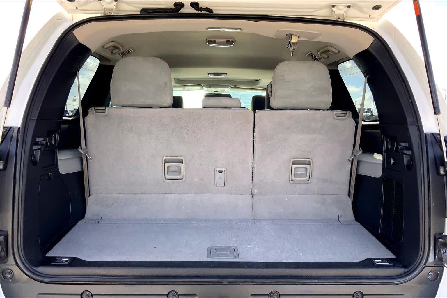 Used 2017 Toyota Sequoia SR5 RWD image 34
