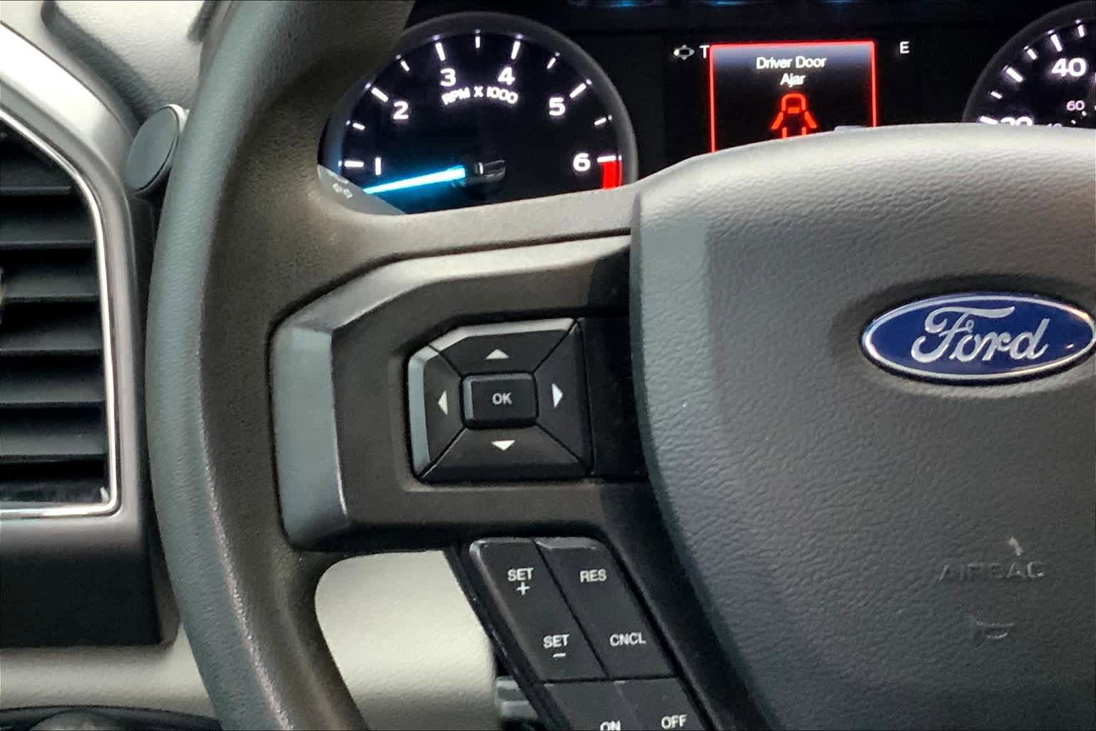 Used 2019 Ford F250 XLT w/ Camper Package AWD/4WD image 24