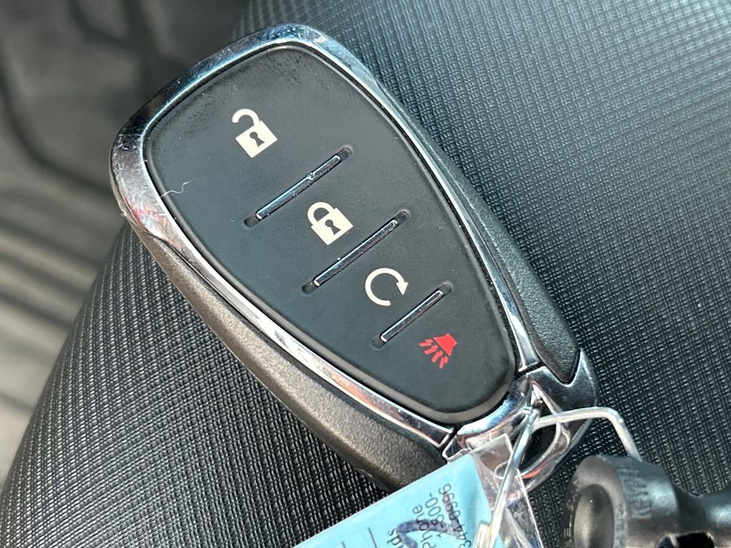 Used 2024 Chevrolet TrailBlazer RS w/ Driver Confidence Package image 25