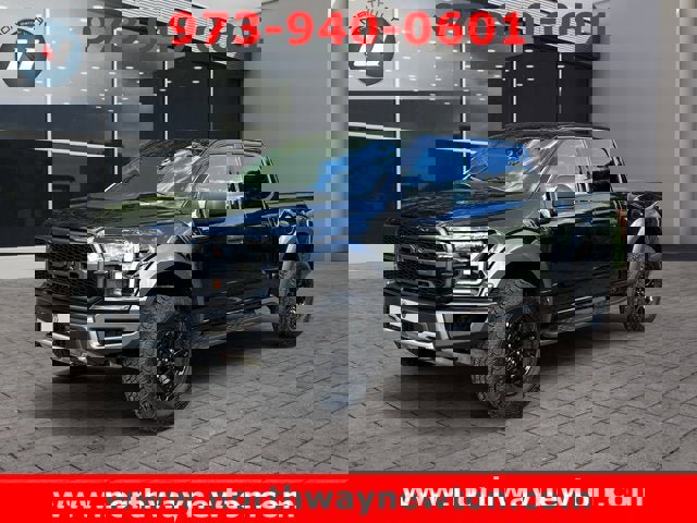 Used 2017 Ford F150 Raptor w/ Equipment Group 801A Mid