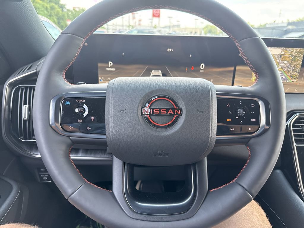 Used 2025 Nissan Armada PRO-4X image 12