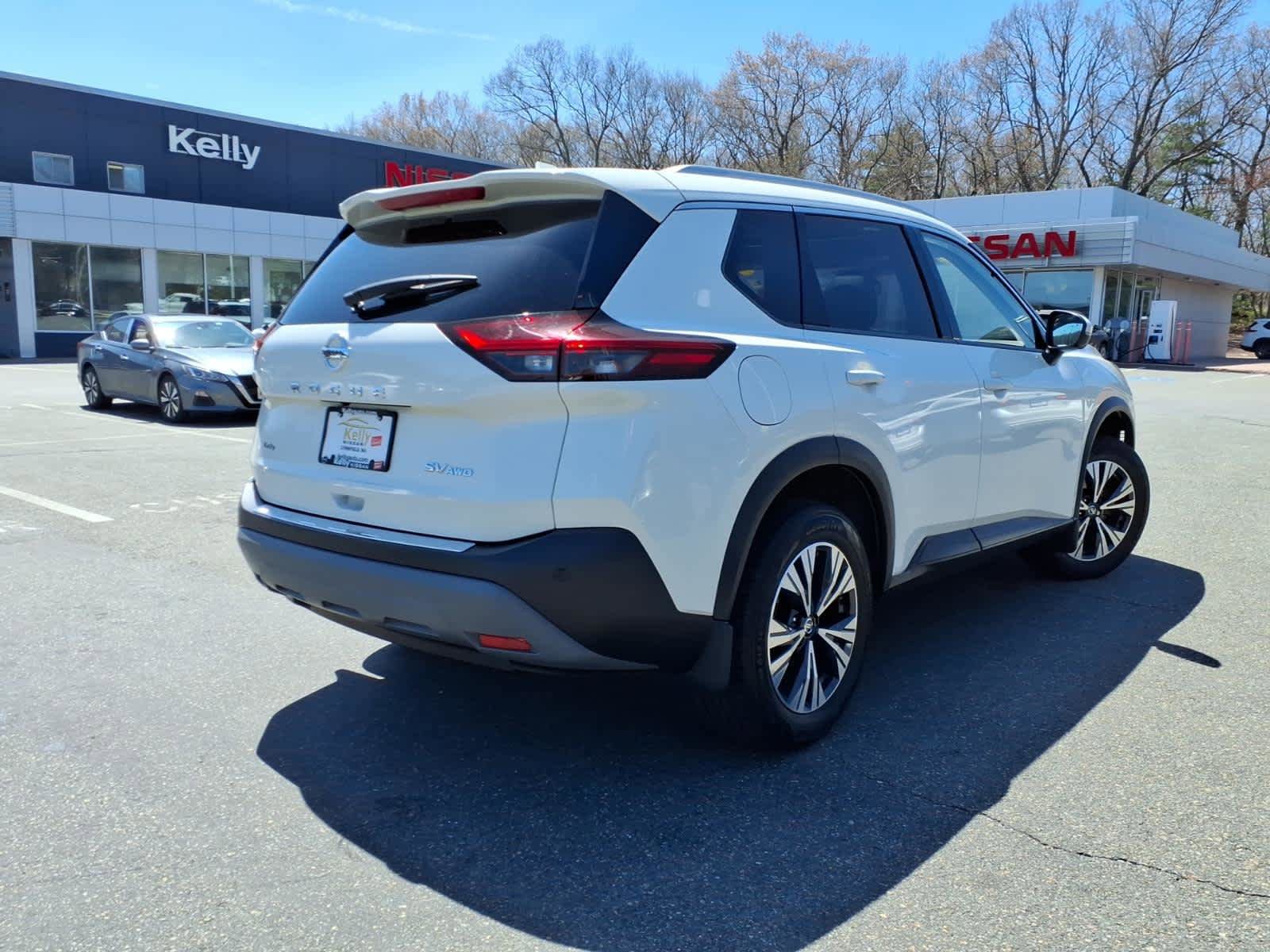 Used 2021 Nissan Rogue SV w/ Premium Package AWD/4WD image 5