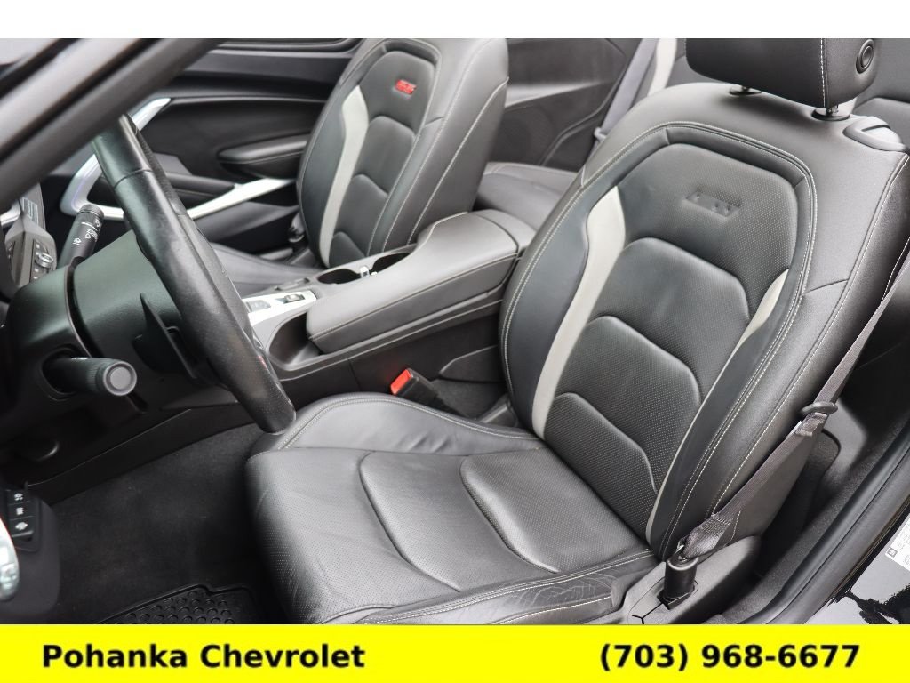 Used 2016 Chevrolet Camaro SS RWD image 25