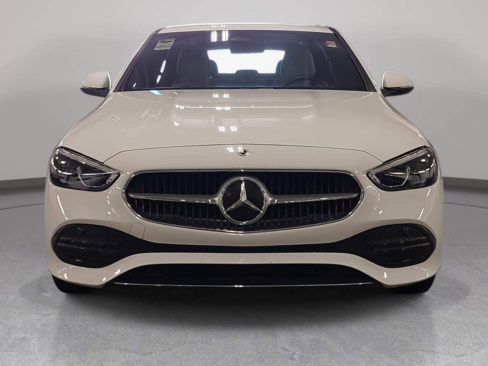 Used 2024 Mercedes-Benz C 300 4MATIC Sedan image 2