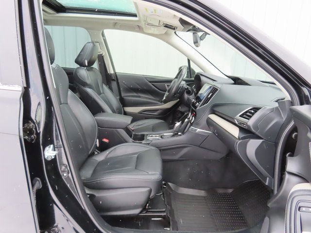 Used 2024 Subaru Forester Limited image 27