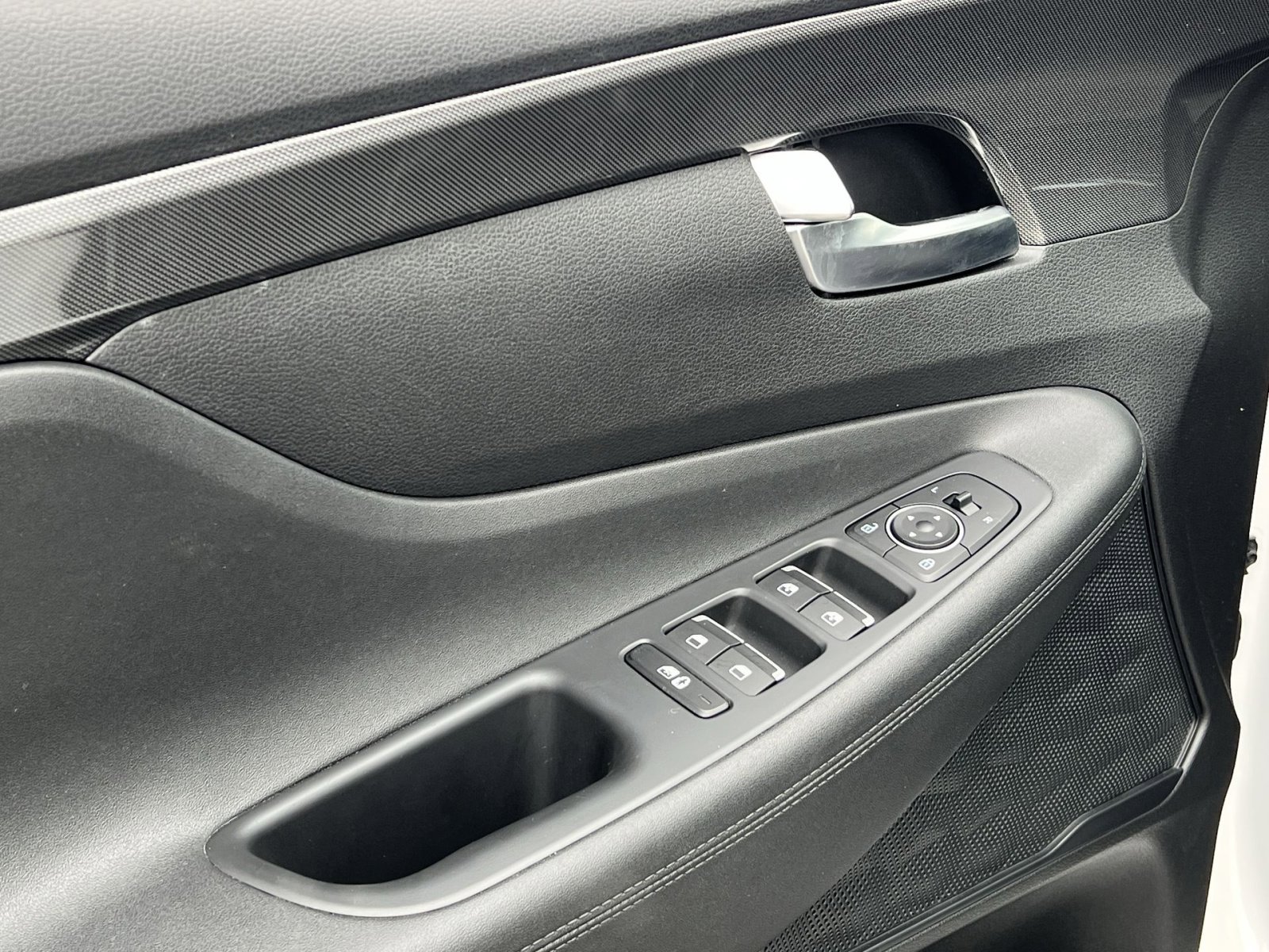 Used 2022 Hyundai Santa Fe SEL Convenience image 15