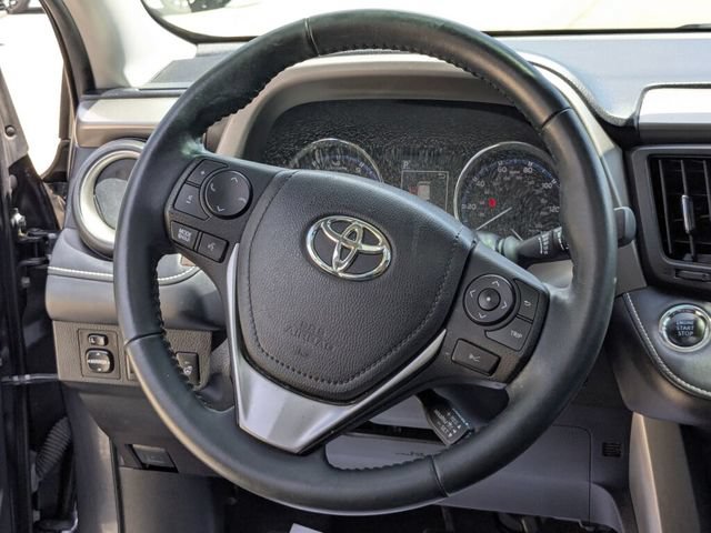 Used 2017 Toyota RAV4 Platinum FWD image 19