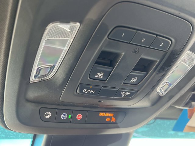Certified 2025 Cadillac CT4 Premium Luxury w/ Technology Package AWD/4WD image 30