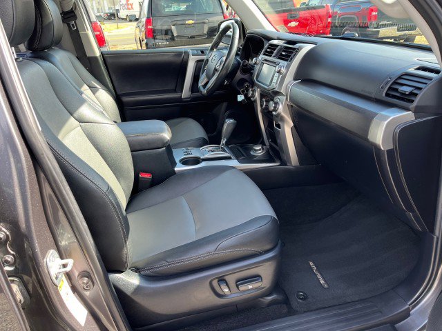 Used 2019 Toyota 4Runner SR5 Premium image 20