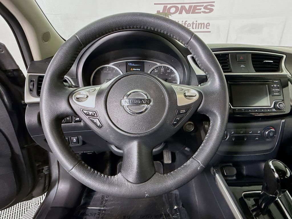 Used 2017 Nissan Sentra SR FWD image 19