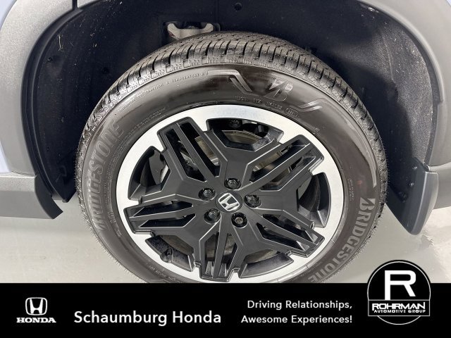 Certified 2026 Honda Pilot Touring image 6