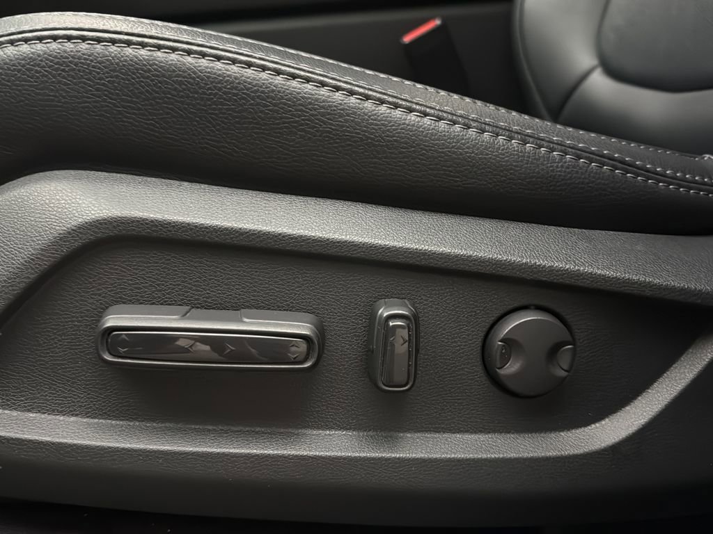 Certified 2023 Honda Pilot Touring image 14