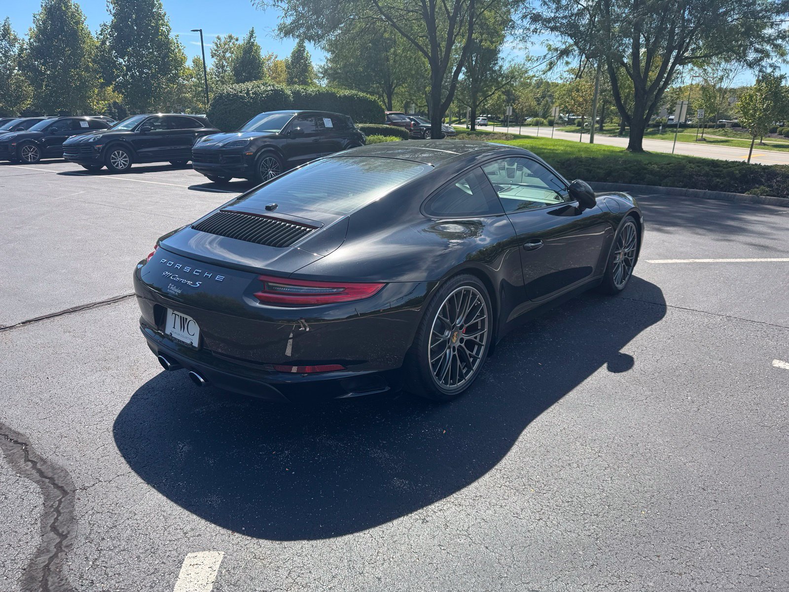 Used 2017 Porsche 911 Carrera S RWD image 4