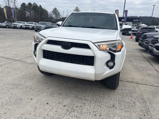 Used 2016 Toyota 4Runner SR5 image 2