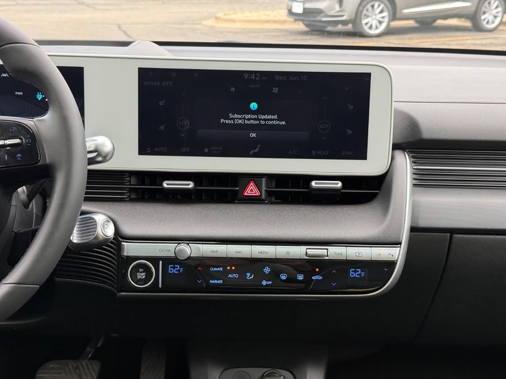Used 2023 Hyundai Ioniq 5 Limited AWD/4WD image 13