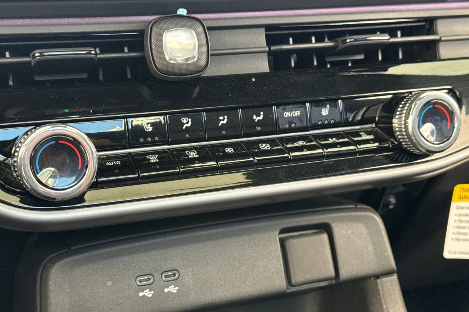 Certified 2024 Honda Prologue Touring image 18