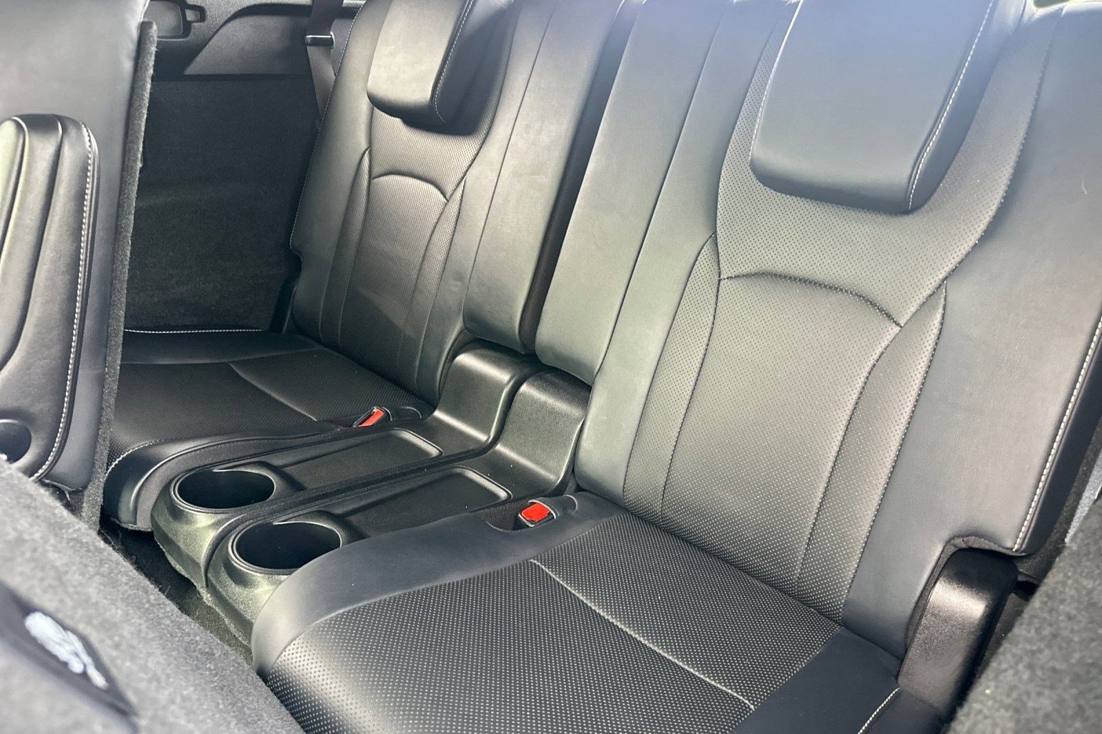 Used 2019 Lexus RX 450hL Premium image 33