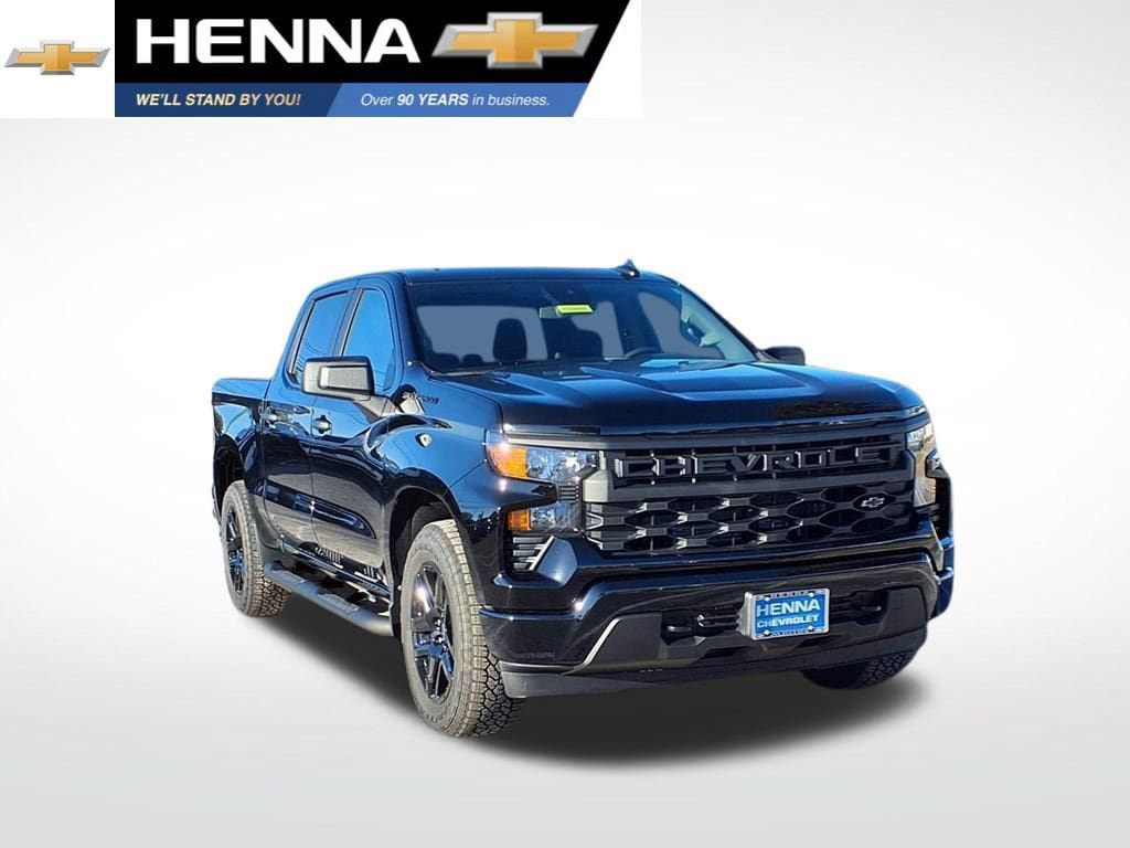 New 2026 Chevrolet Silverado 1500 Custom w/ Turbomax Blackout Package
