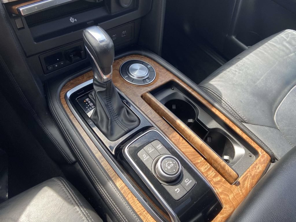 Used 2021 Nissan Armada SL RWD image 25