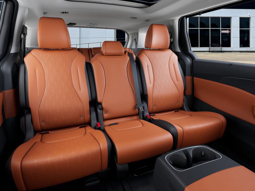 New 2026 Kia Carnival SX w/ SX Dark Edition Package image 16