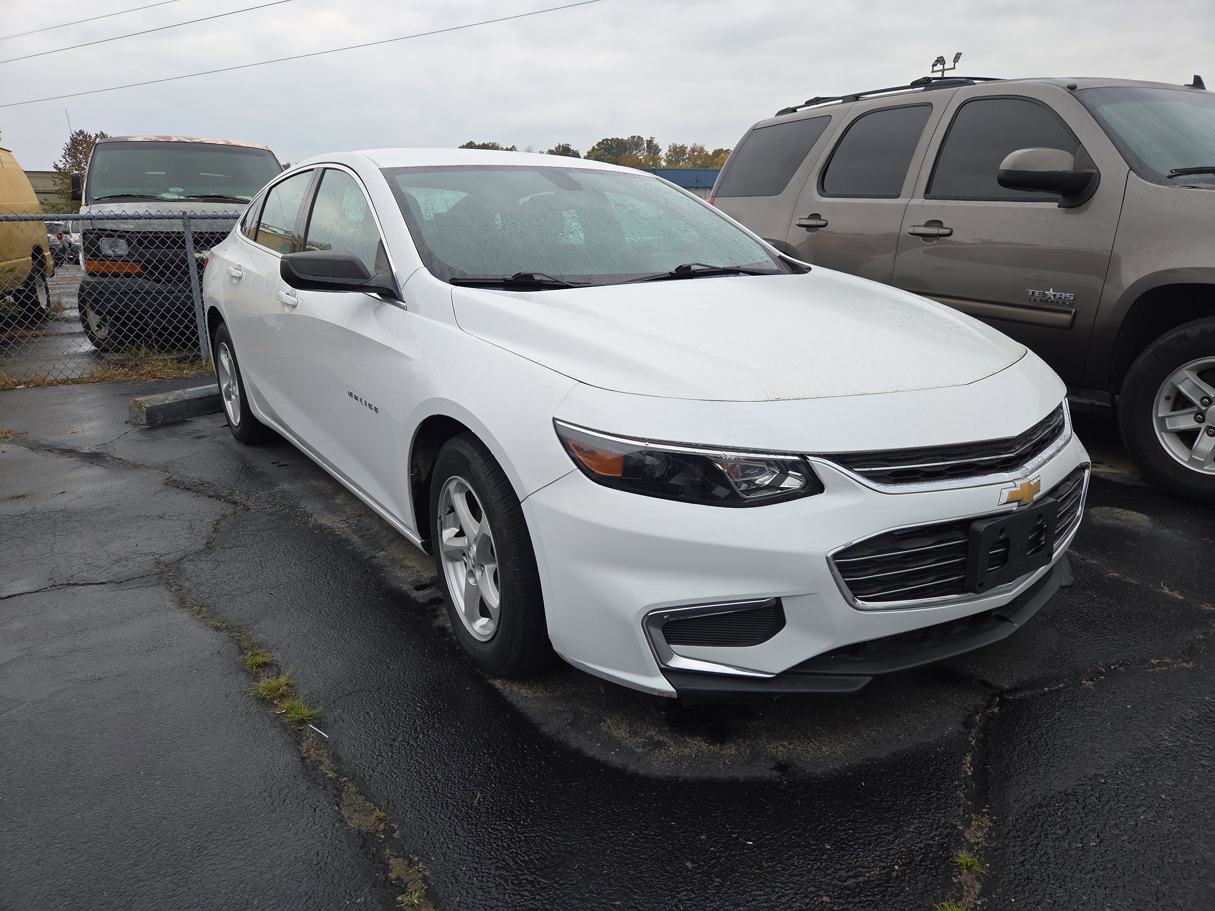 Used 2018 Chevrolet Malibu LS FWD image 7