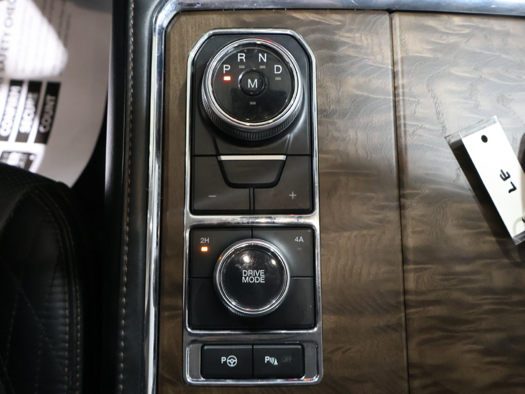 Used 2020 Ford Expedition Max Platinum AWD/4WD image 39