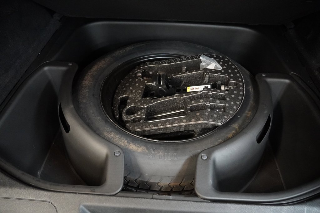 Used 2020 Jeep Grand Cherokee Limited image 12