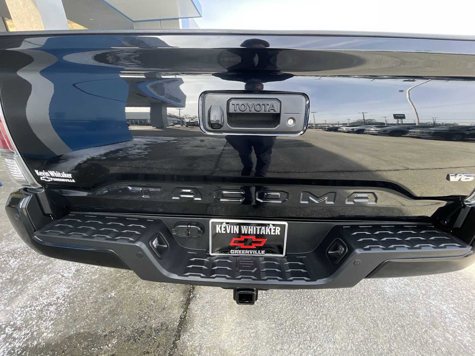 Used 2021 Toyota Tacoma TRD Sport w/ Technology Package image 30