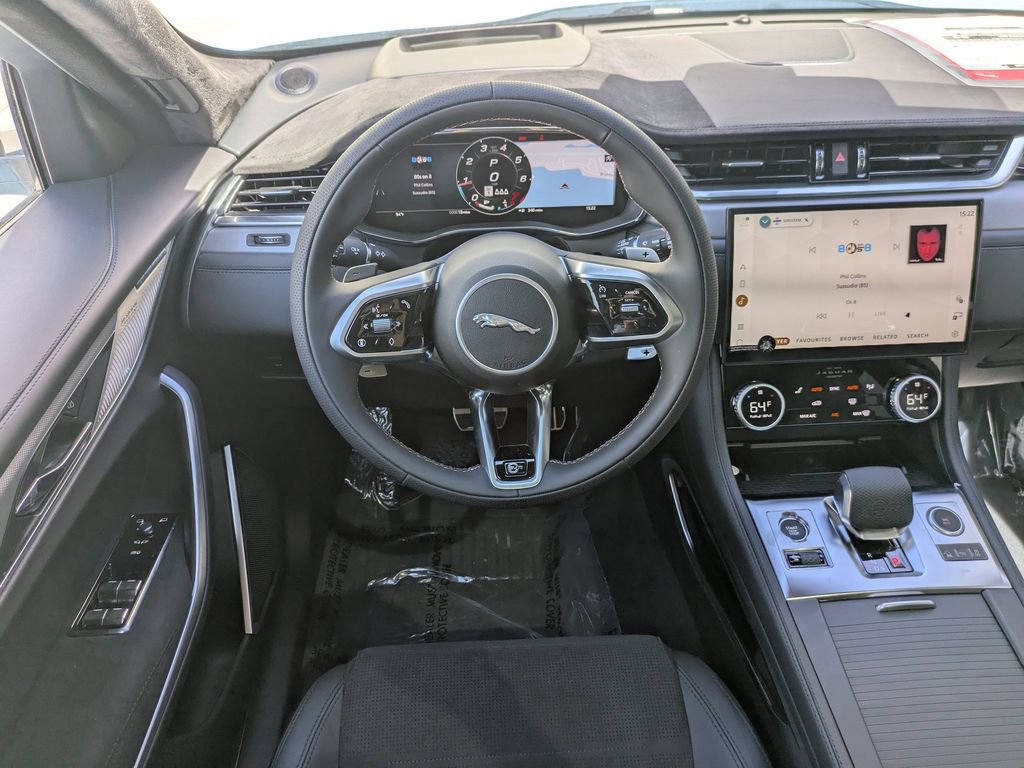 New 2026 Jaguar F-PACE SVR image 18