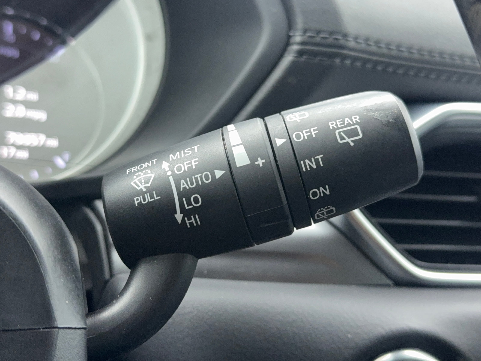 Used 2019 MAZDA CX-5 Touring FWD image 32