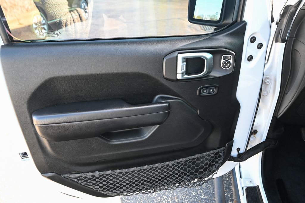 Used 2020 Jeep Gladiator Sport w/ Quick Order Package 24S image 19