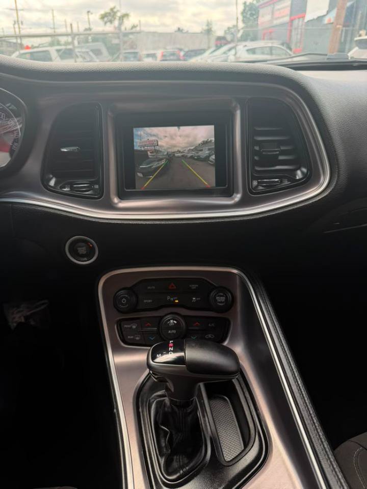 Used 2021 Dodge Challenger R/T RWD image 18