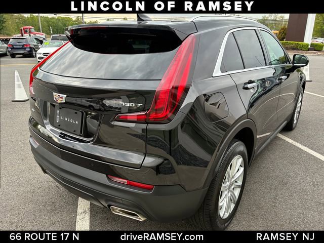 Used 2023 Cadillac XT4 Luxury w/ Cold Weather Package AWD/4WD image 7
