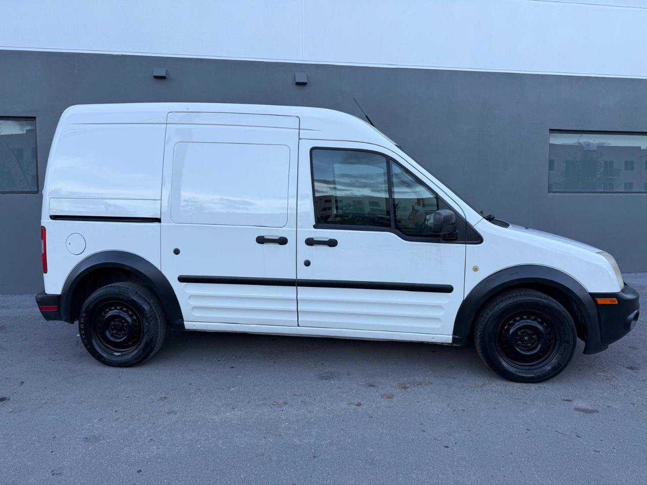 Used 2013 Ford Transit Connect XL FWD image 11