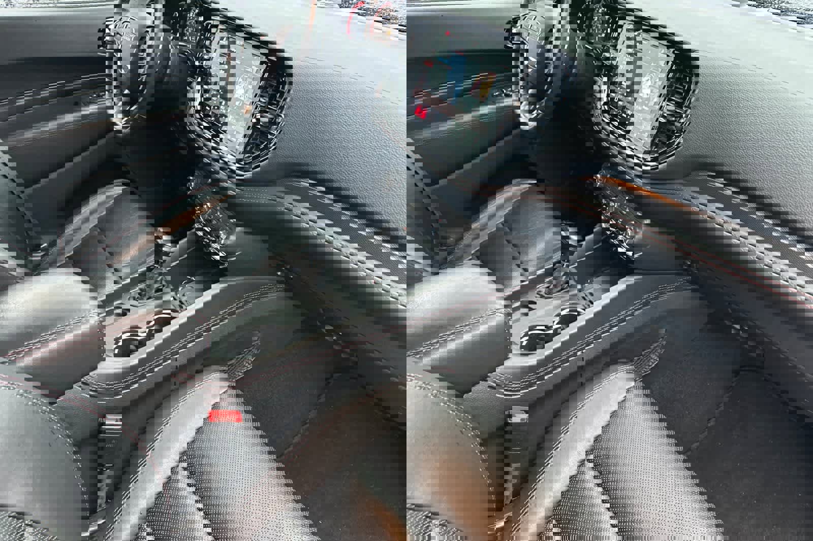 Used 2021 Dodge Durango R/T w/ Blacktop Package image 18