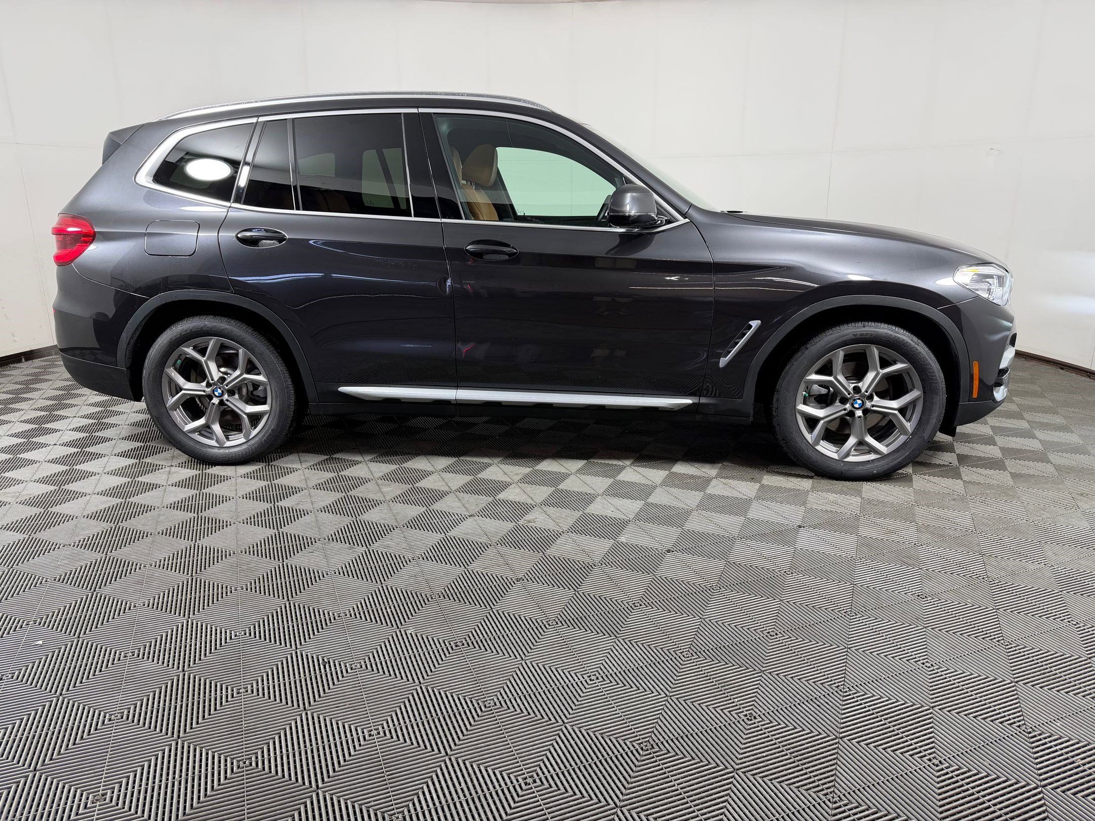 Used 2020 BMW X3 xDrive30i w/ Convenience Package AWD/4WD image 8