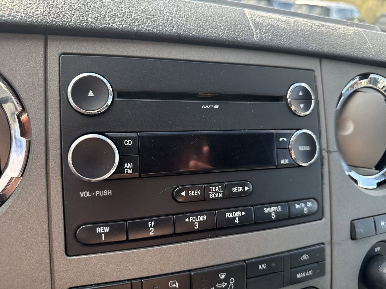 Used 2011 Ford F350 4x4 Crew Cab Super Duty image 20