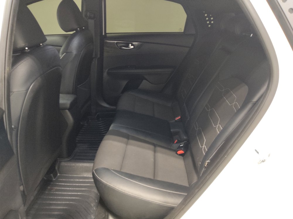Used 2023 Kia Forte GT-Line w/ GT-Line Premium Package FWD image 18