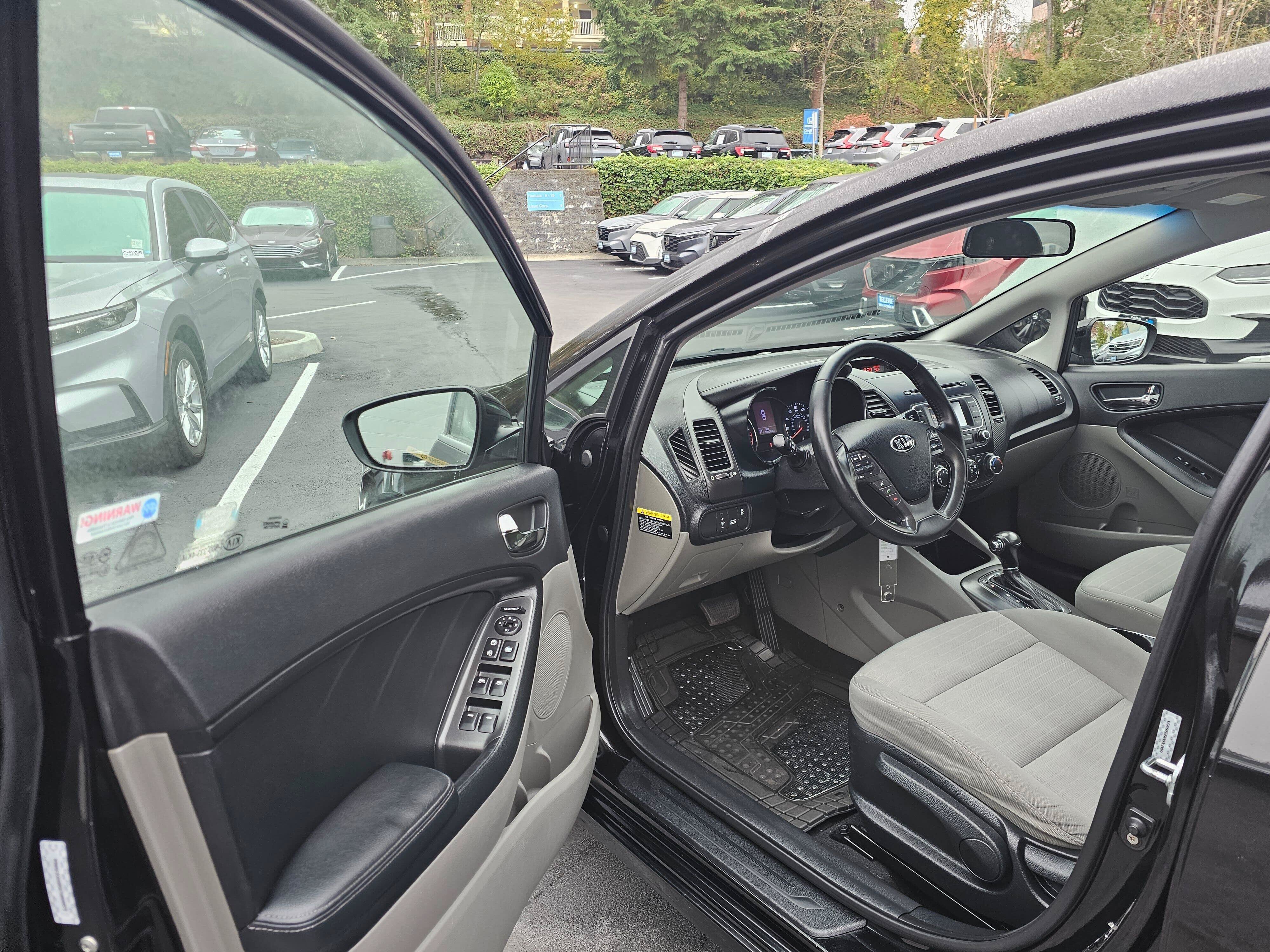 Used 2014 Kia Forte EX FWD image 23