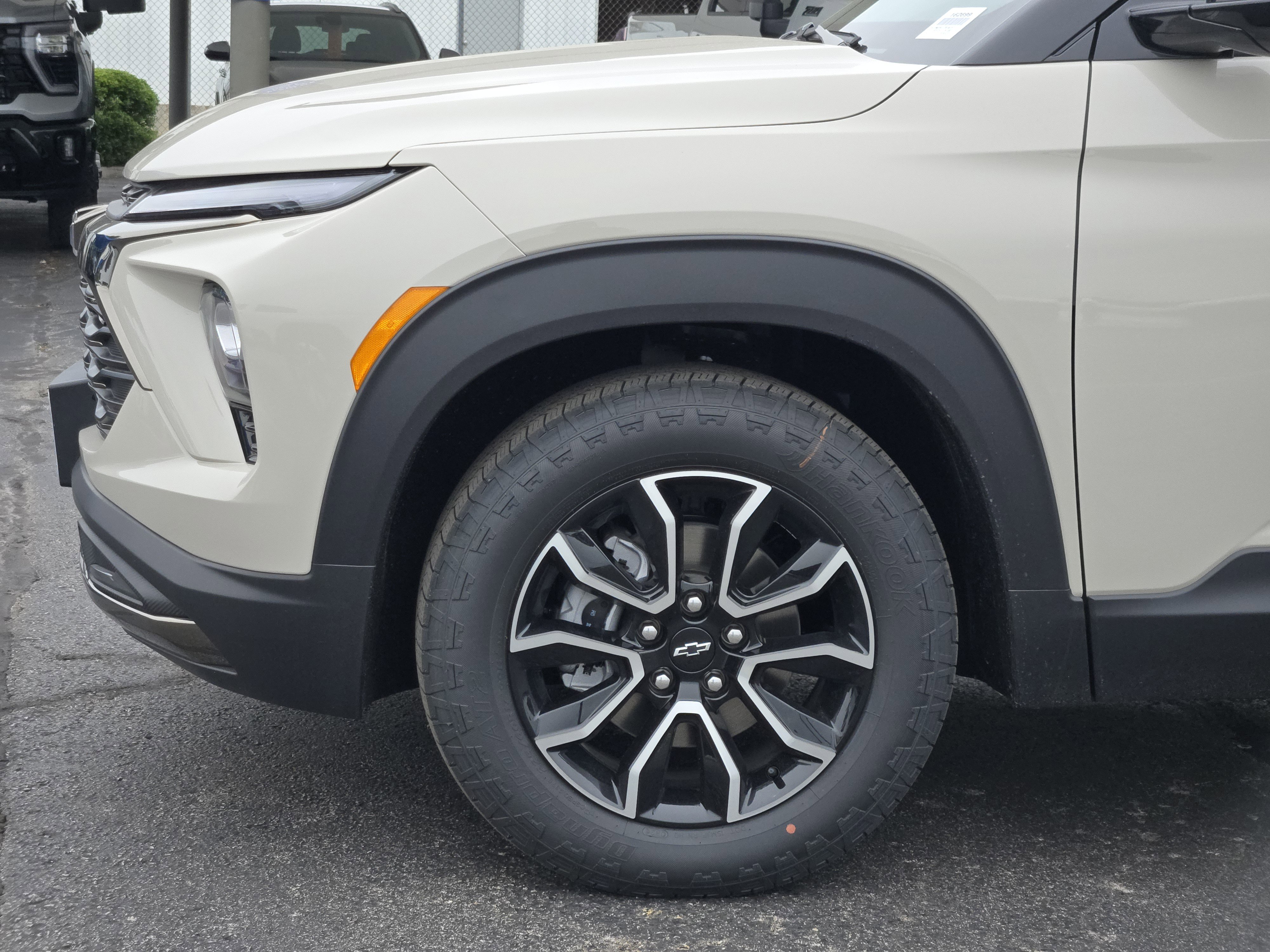 New 2026 Chevrolet TrailBlazer ACTIV w/ Convenience Package FWD image 5