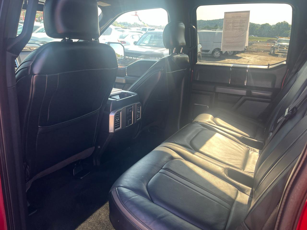 Used 2015 Ford F150 Platinum w/ Equipment Group 701A Luxury AWD/4WD image 16