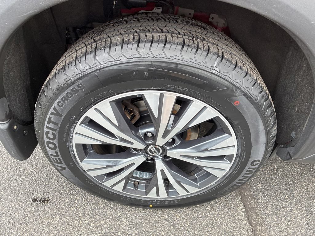 Used 2021 Nissan Rogue SV AWD/4WD image 9