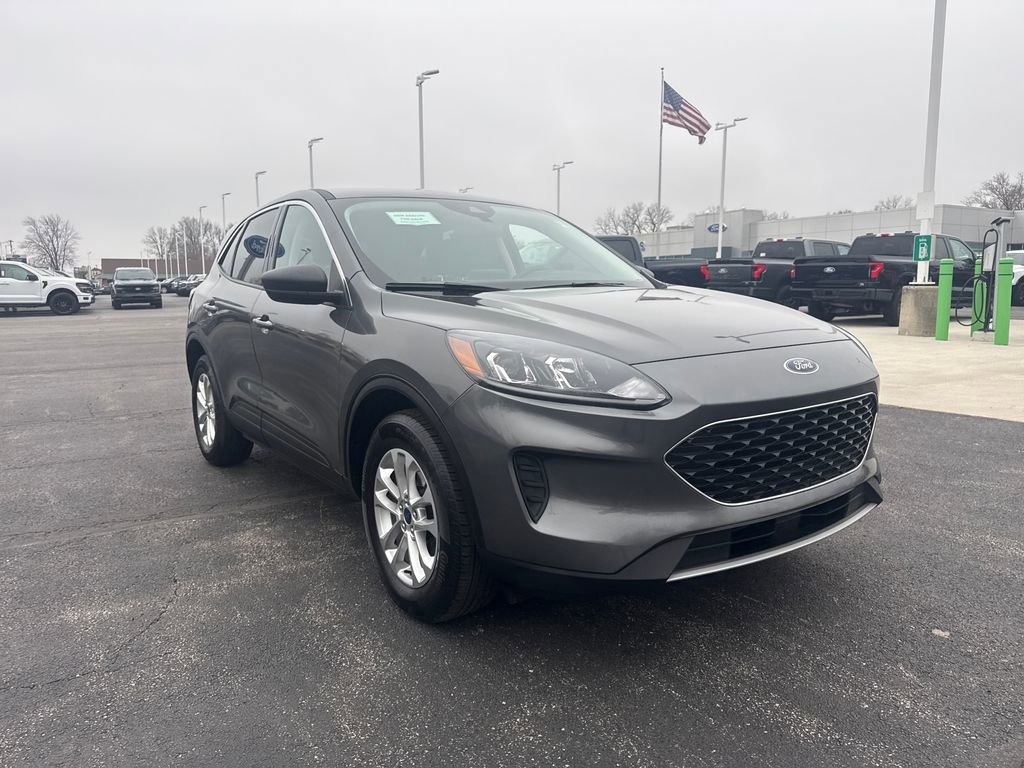 Used 2022 Ford Escape SE w/ Convenience Package image 4