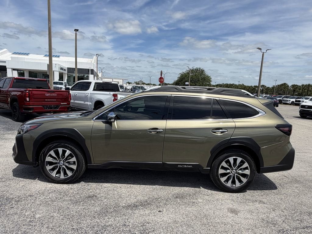 Used 2024 Subaru Outback Touring XT image 8