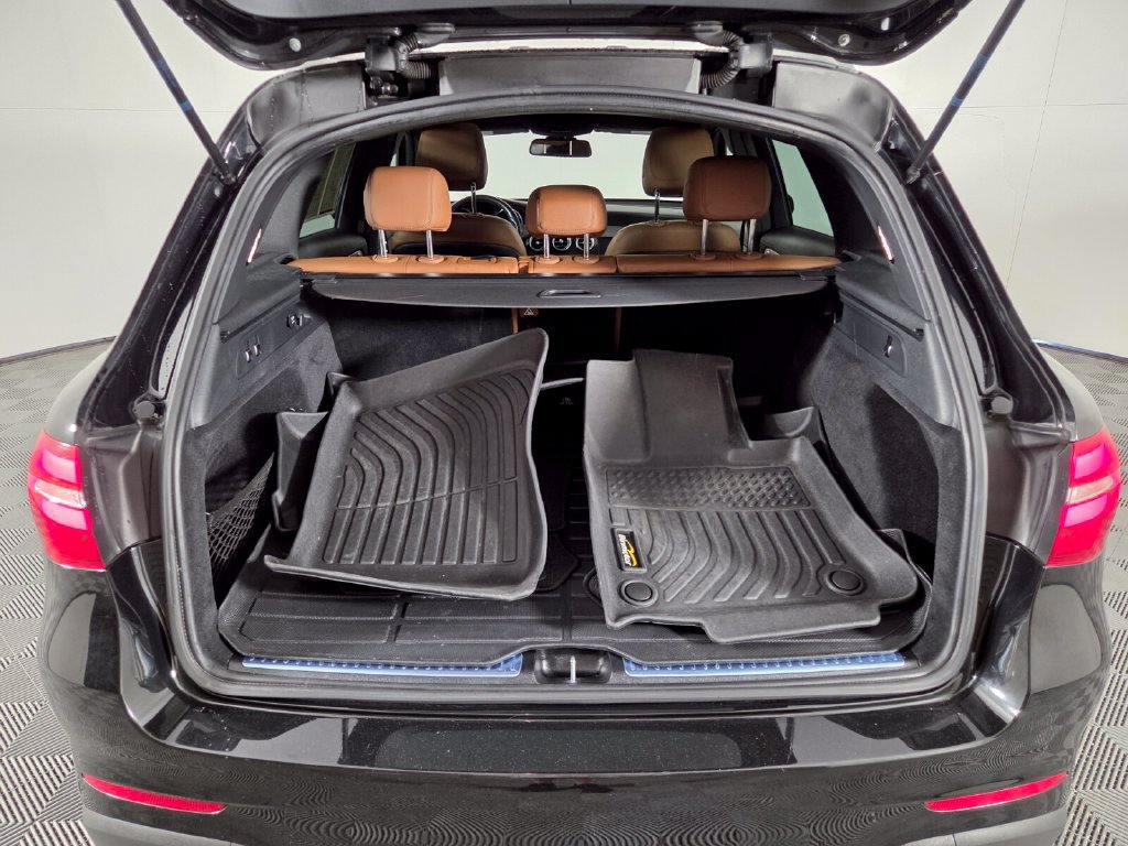Used 2019 Mercedes-Benz GLC 43 AMG 4MATIC image 28