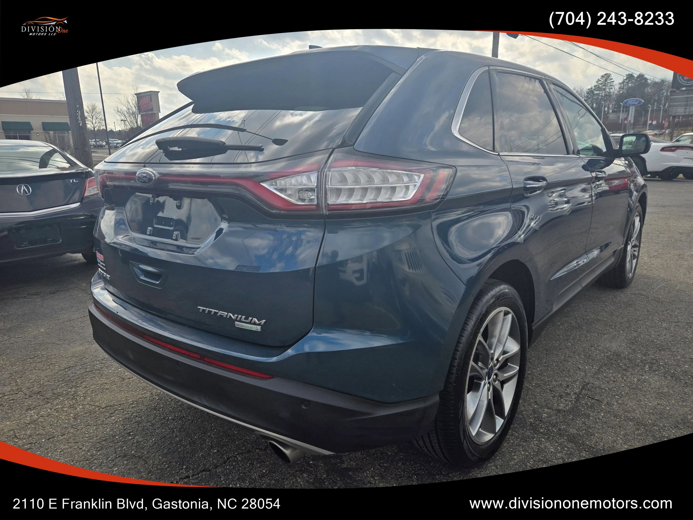 Used 2016 Ford Edge Titanium w/ Equipment Group 301A image 4